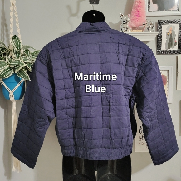 🔥NWT The Get Women’s XL Quilted Cropped Bomber Jacket - Picture 14 of 16